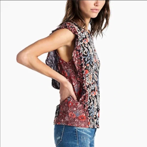 Lucky Brand Top NWT. - Picture 2 of 7